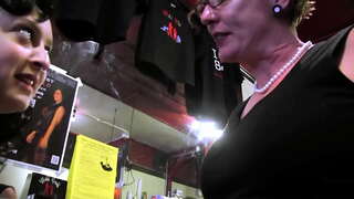 ���ార్ fuckers - లెస్బియన్ పరిపక్వ milf HDpornvideo