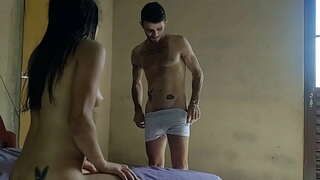 Novinha Lalla Potira dando gostoso para Betosmoke и Том Bambu