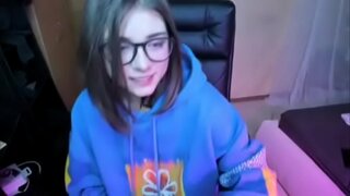 Pendejita te tākaro ki te dildo