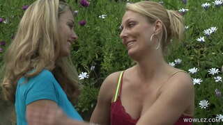 ���ిసకడానికి సంతోషం ఇచే కాయలు న లెస్బియన్ రాంపేజ్